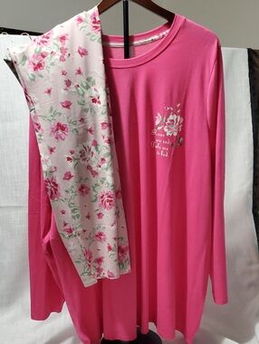 NWT Cacique Hot Pink PJ set. SIZE 22/24